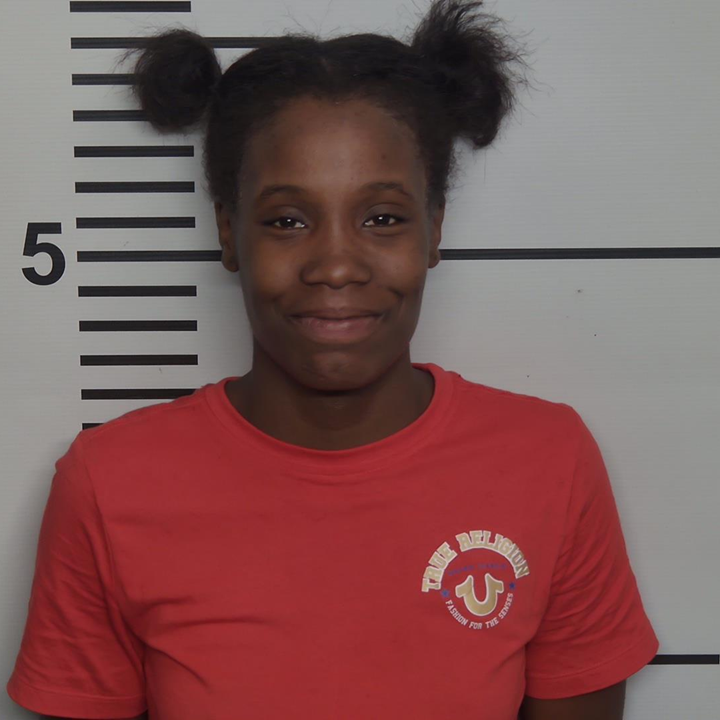 LMDC Booking Photo - Antayvia Brown